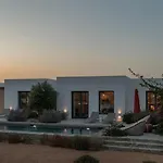 Ampelas 4br Villa, Private Pool, To Ktima Paros