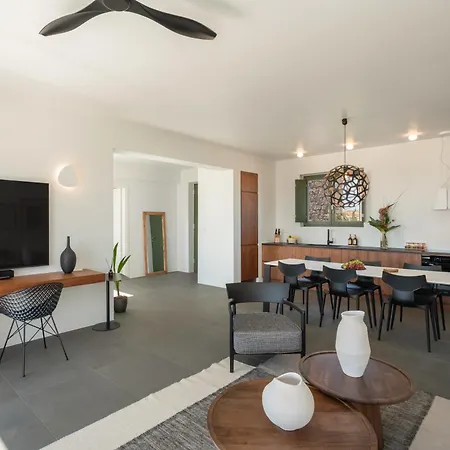 Ampelas 4br Villa, Private Pool, To Ktima Paros