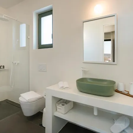 Villa Ampelas 4br Villa, Private Pool, To Ktima Paros *