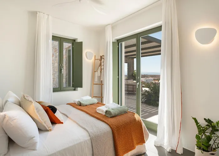 To Ktima Villa Náusza